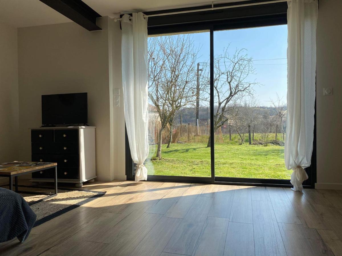 Apartment 3 Etoiles Confort Et Spacieux En Campagne Bourguignonne